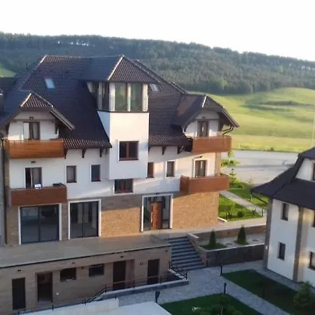 Hills, 41 Apartment